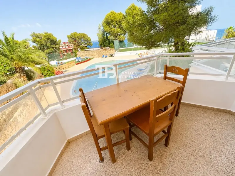 Taylor Building Real Estate presents exclusively this studio in one of the most attractive areas of Illetas, Calvià, with beautiful sea views — photo 5