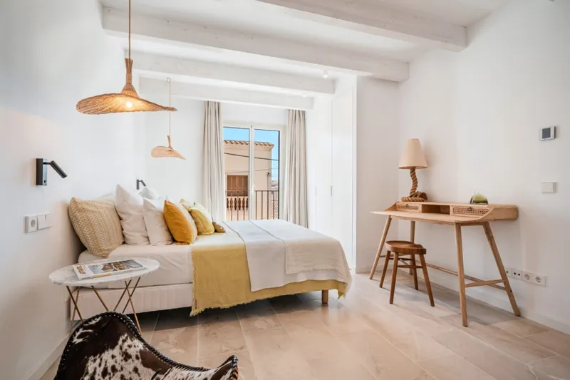 Elegant Townhouse for Sale in Ses Salines with Pool & Sea Views — photo 8