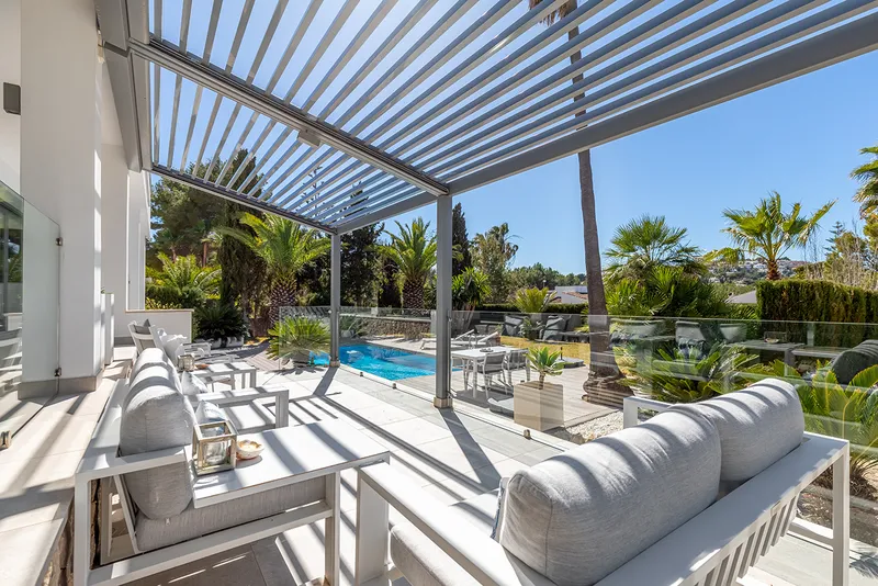 Villa in Santa Ponsa - Top modernized property with pool in sought-after location — photo 7