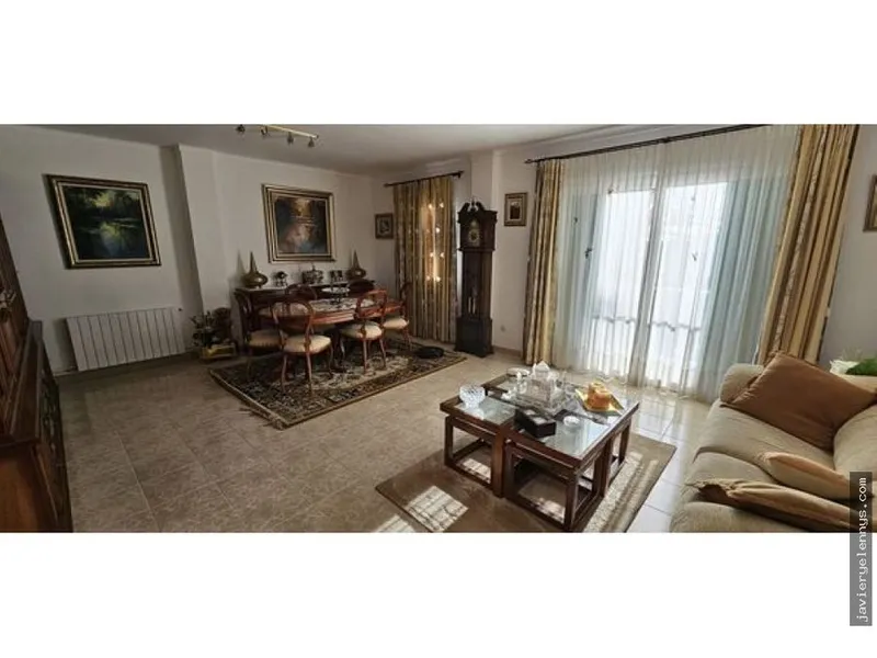 Apartment for sale on Calle d'en Bennàsser — photo 1