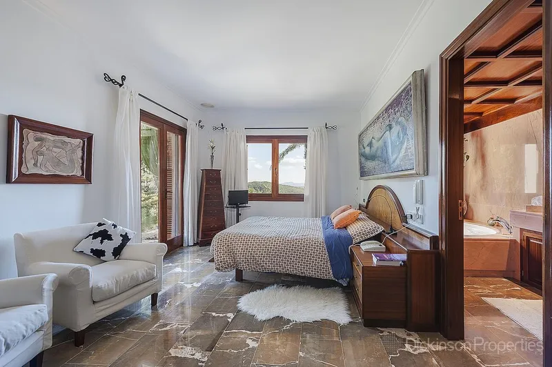 Luxury villa — photo 8