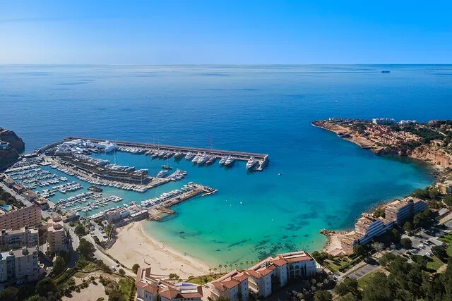 Frontline villa with renovation potential for sale in El Toro, Southwest Mallorca — photo 3