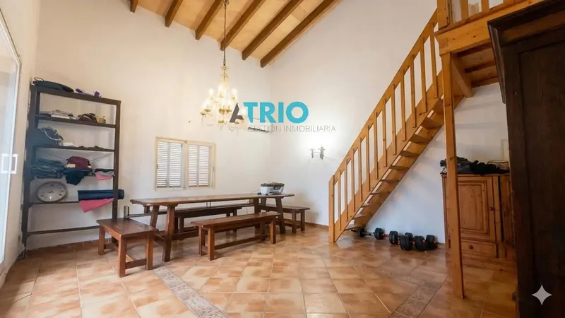 Just 800 meters from the center of Llucmajor is this exceptional rustic finca, a unique opportunity for those seeking tranquility — photo 9