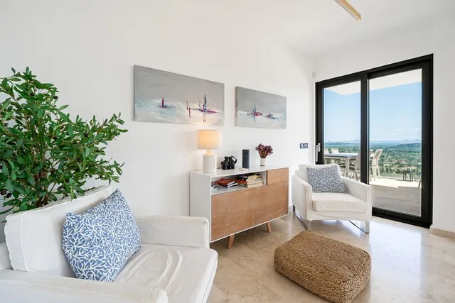 Contemporary villa with ETV license and breathtaking views for sale in Pollensa, Mallorca — photo 11