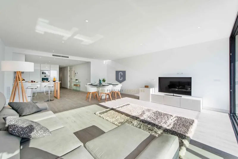 Penthouse port — photo 7