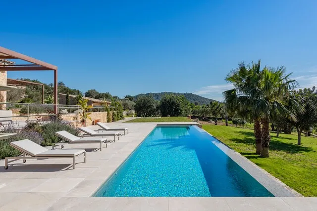 Contemporary finca with pool and panoramic mountain views for sale in Alaró, Mallorca — photo 6