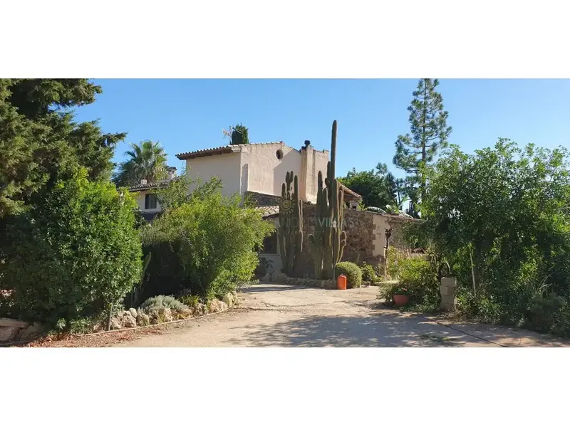 For sale, rustic house, in the area of the old road of Muro, with 17,000 m² of land and a 480 m² house, with pool and large garden — photo 1