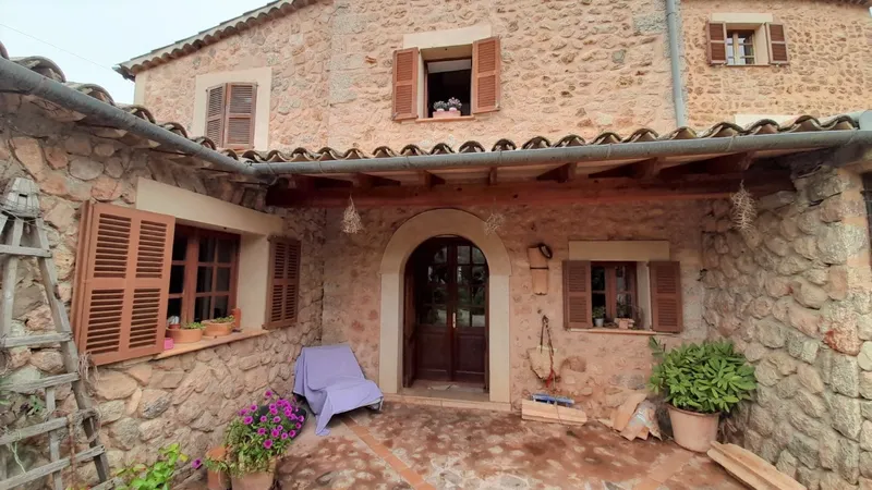 Beautiful stone house with large garden in quiet area of Sóller — photo 10