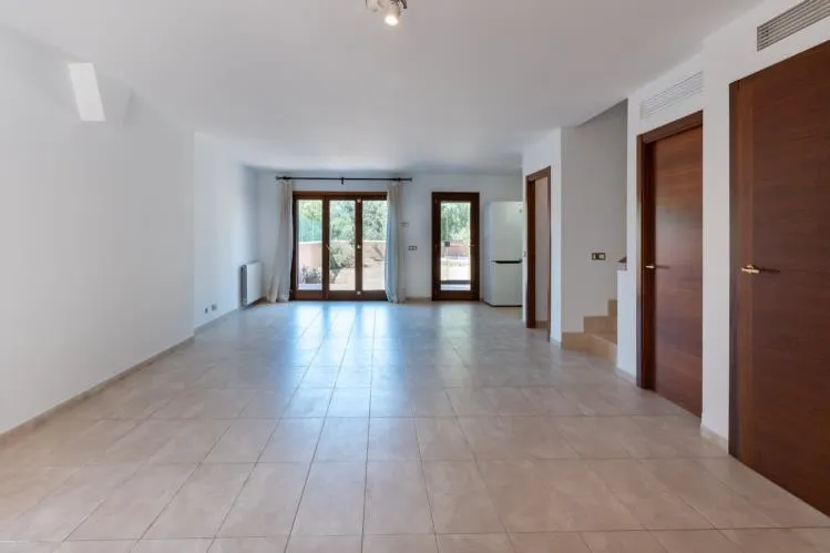 Townhouse in Puigpunyent, Puigpunyent area (village) — photo 3