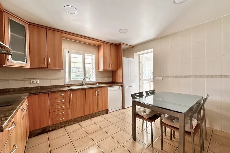 Lovely unfurnished apartment in Sant Agustí — photo 10