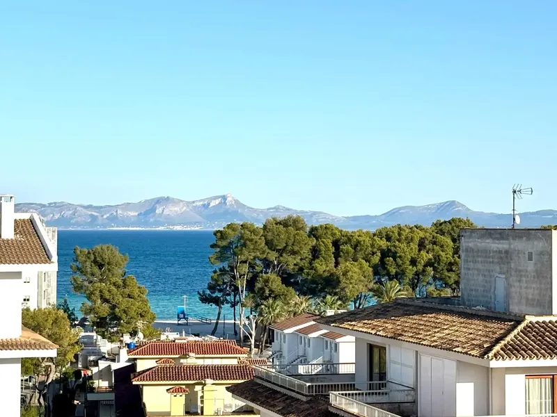 Penthouse in one of the most sought-after areas of northern Mallorca, just 200 meters from the spectacular Alcudia Beach — photo 3