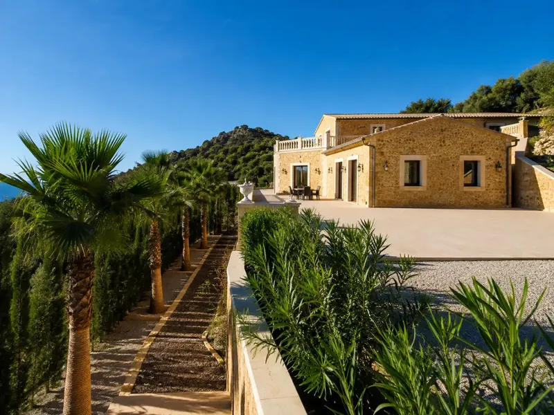 Exclusive natural stone property with guest house, pool and spectacular panoramic views near Alaró — photo 8