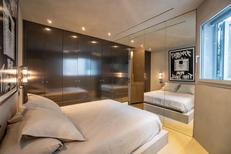 Modern-style house — photo 8