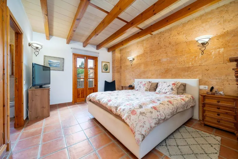 Luxury home in Puigpunyent, Province of Balearic Islands — photo 12