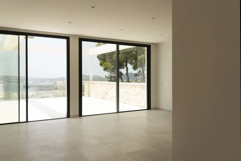 Impressive new-build villa in Portals Nous with stunning sea views — photo 6