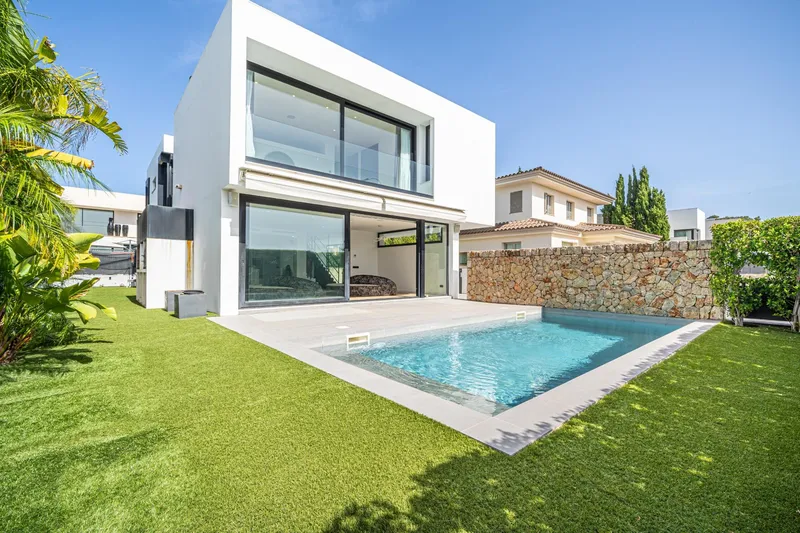 Exclusive Luxury Villa with Panoramic Views in Son Puig — photo 1