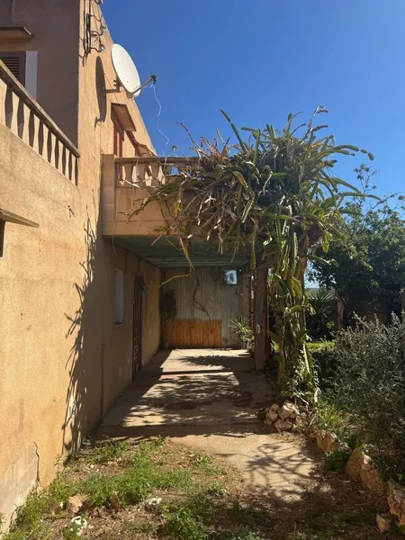 Detached country house with land and pool in a natural setting to be finished — photo 5