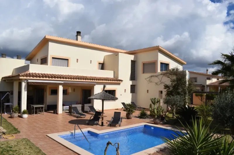 Chalet for sale: Campos, Mallorca - 5 bedrooms, pool — photo 4