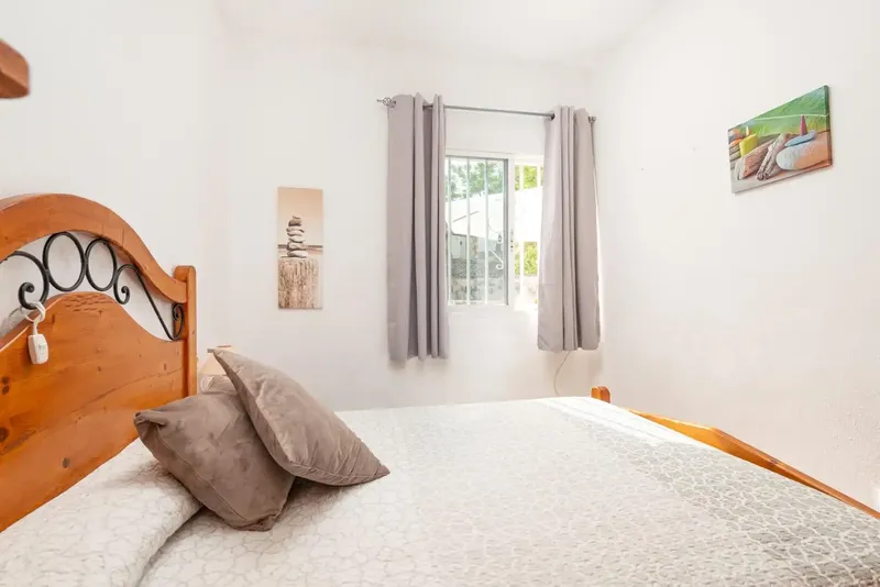 Townhouse in Puerto de Alcudia with large terrace, attic and excellent location — photo 11