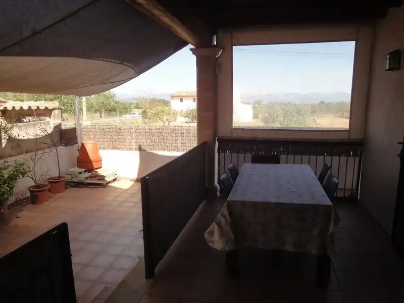 Chalet con vistas a la Tramuntana, 3 suites, piscina y gran garaje en Algaida (último solar urbano) — photo 4