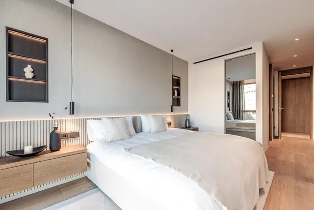 Designer beachfront apartment with private access for sale in Portixol, Palma — photo 12