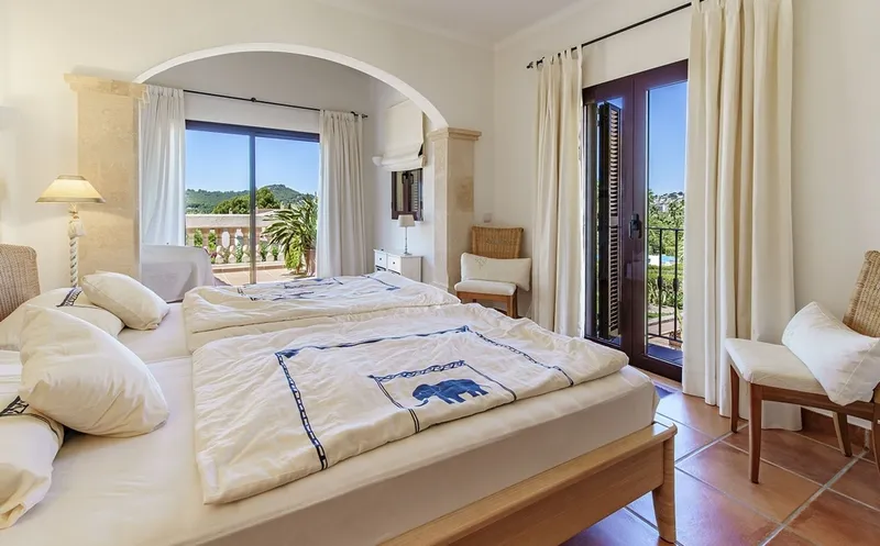 Beautiful 3 bedroom penthouse in Santa Ponsa with separate guest room in… — photo 10