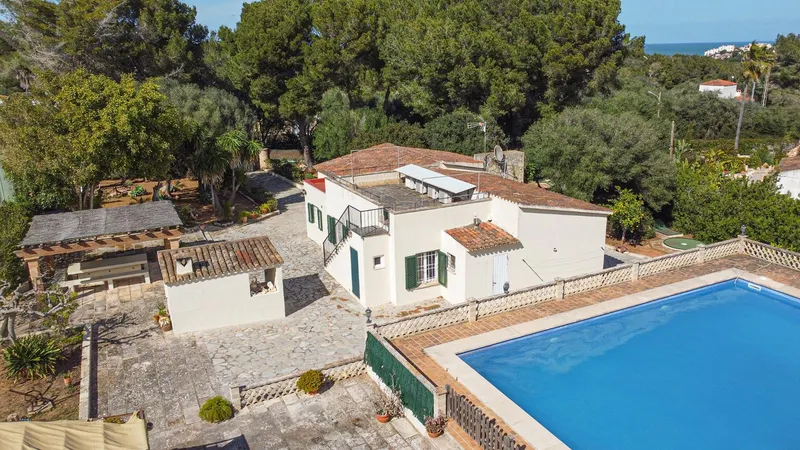 Villa with holiday rental license — photo 9