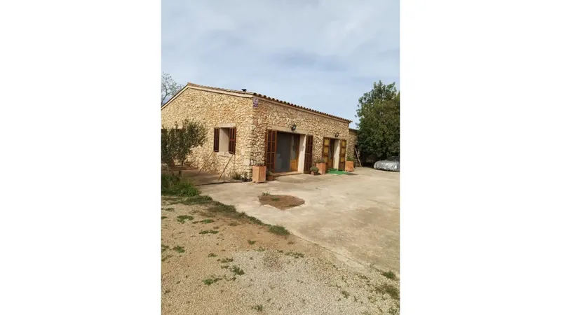 Rustic house with garden for sale in Vilafranca de Bonany — photo 1