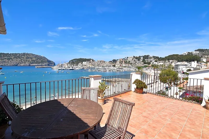Building on the first line of the Port of Sóller — photo 8