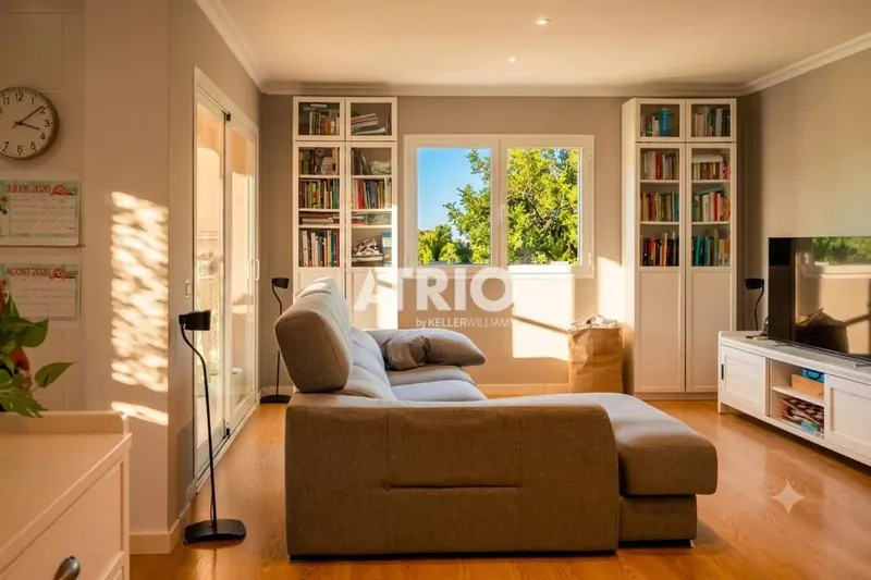 Spacious 3-bedroom apartment with parking and views of the Sierra de Tramuntana — Palmanyola — photo 6