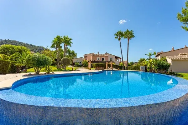 Well-kept apartment in Mediterranean residence on the golf course in Santa... — photo 1