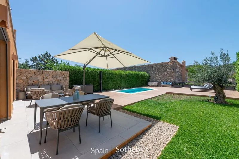 Semi-detached house for sale in Calle de les Monges — photo 5
