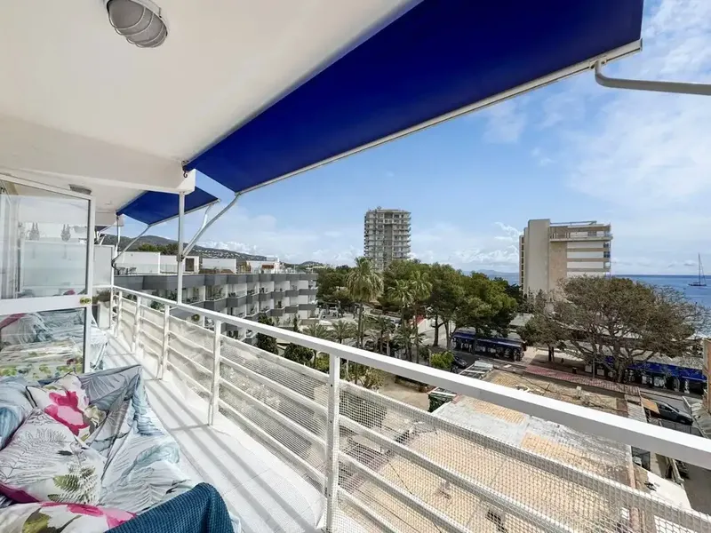 Duplex penthouse with sea views in Palmanova — photo 2