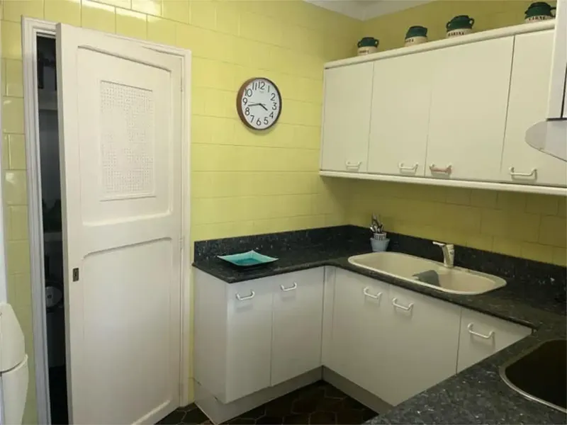 First floor apartment with 5 bedrooms in Inca, living-dining room, kitchen with office, laundry room, terrace on the floor and upper terrace — photo 3