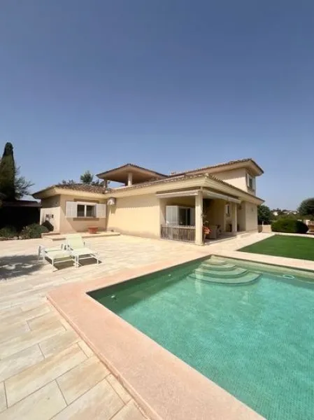 Splendid Villa in Sa Cabaneta — photo 1
