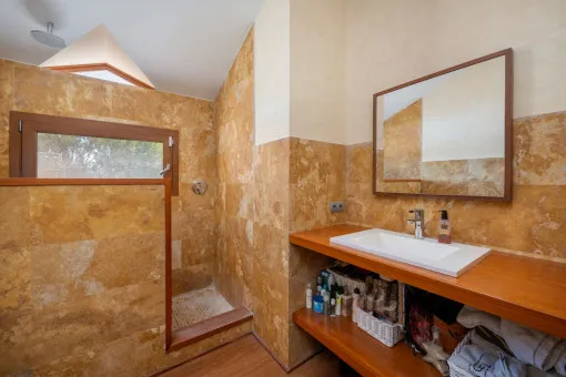 Bunyola, spectacular house with 2 dwellings and magnificent views in Palmanyola — photo 10