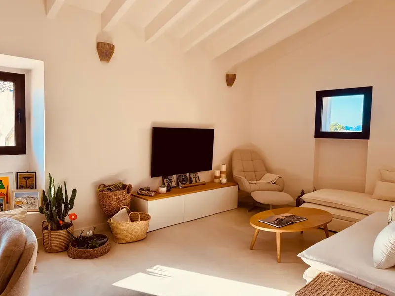Exceptional opportunity in the historic center of Artà to acquire two adjoining penthouses and join them to create a home — photo 4