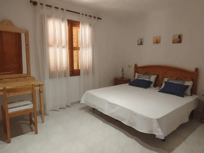 Spacious, bright and perfectly maintained home in a small building with only two floors — photo 6