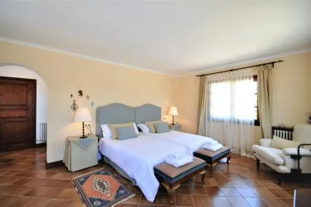Rustic property - Sencelles, built surface 1180m2, plot surface 38000m2, 6 bedrooms, 5 bathrooms,... — photo 7