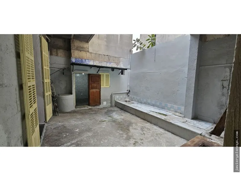 Semi-detached house for sale in Calle de València — photo 5