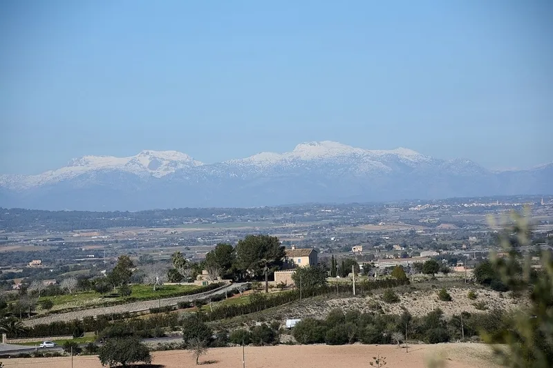 Beautiful country home with unobstructed views of the evergreen nature — photo 6
