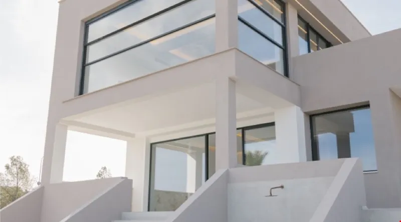 Contemporary three-bedroom designer villa with infinity pool in Palma — photo 10