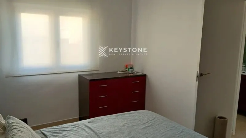 Bright 3-bedroom, 1-bathroom home in Son Ferrer, Calvià, ideal for those seeking light, tranquility and — photo 11
