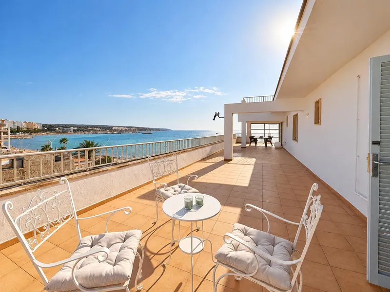 Penthouse for rent on the frontline in El Arenal — photo 5