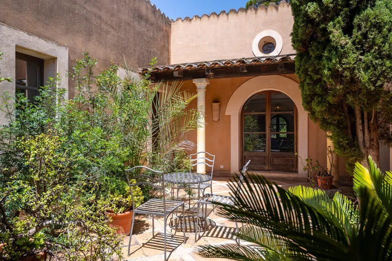 Authentic finca with two living wings on extensive grounds near Alqueria Blanca — photo 11