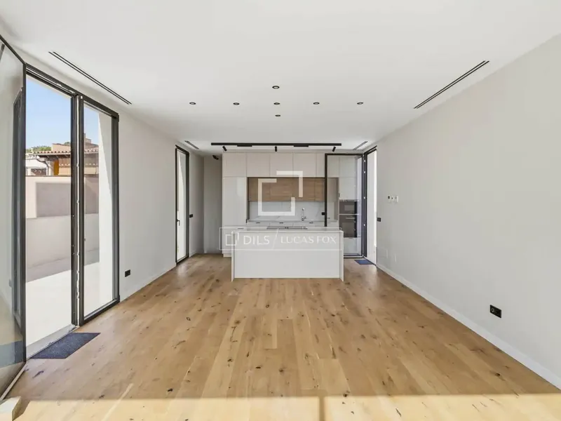 Located in the popular and charming village of Genova, this magnificent newly built villa impresses with its contemporary architecture — photo 4