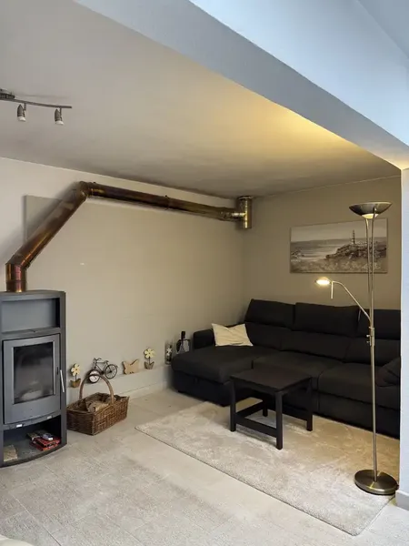Spectacular 157 m² home fully renovated and ready to move into, distributed over two floors, with spacious areas, terrace — photo 8