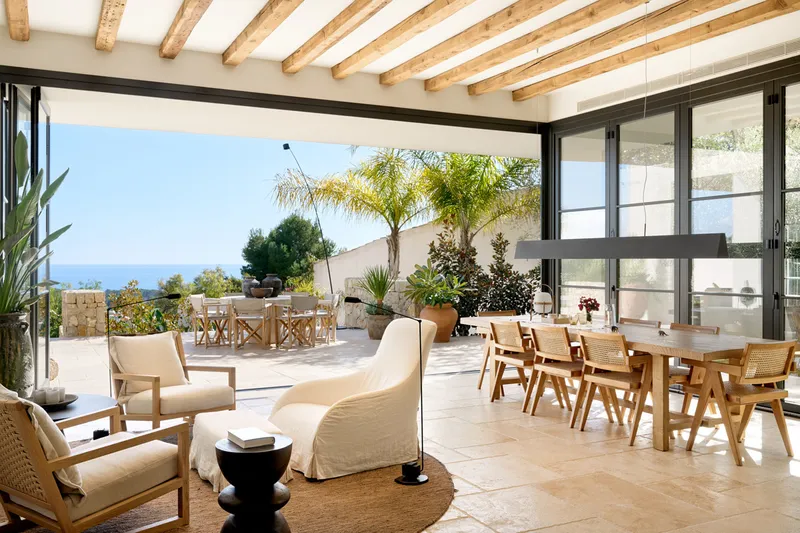 Stylish villa with panoramic views in Bonanova - Marcel Remus Real Estate — photo 11