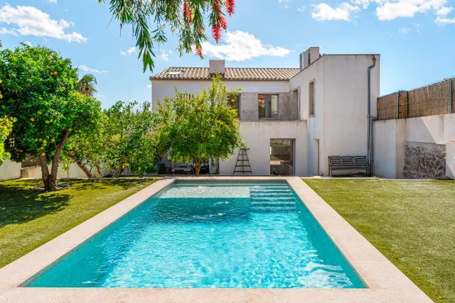 Contemporary style house for sale in Calvia Village with swimming pool and garden — photo 1