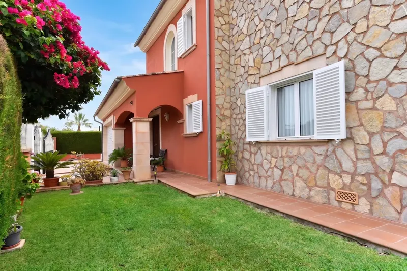 Detached chalet in Sa Coma 237m2 — photo 2